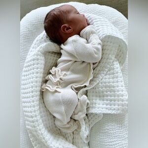 SPEARMINT LOVE Organic Cotton Waffle Knit Ruffle Footie - 6-9M